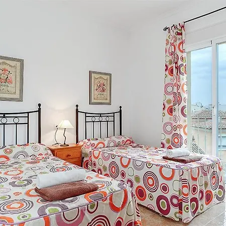 Villa Sleeps 20 Pool Air Con Wifi Calpe